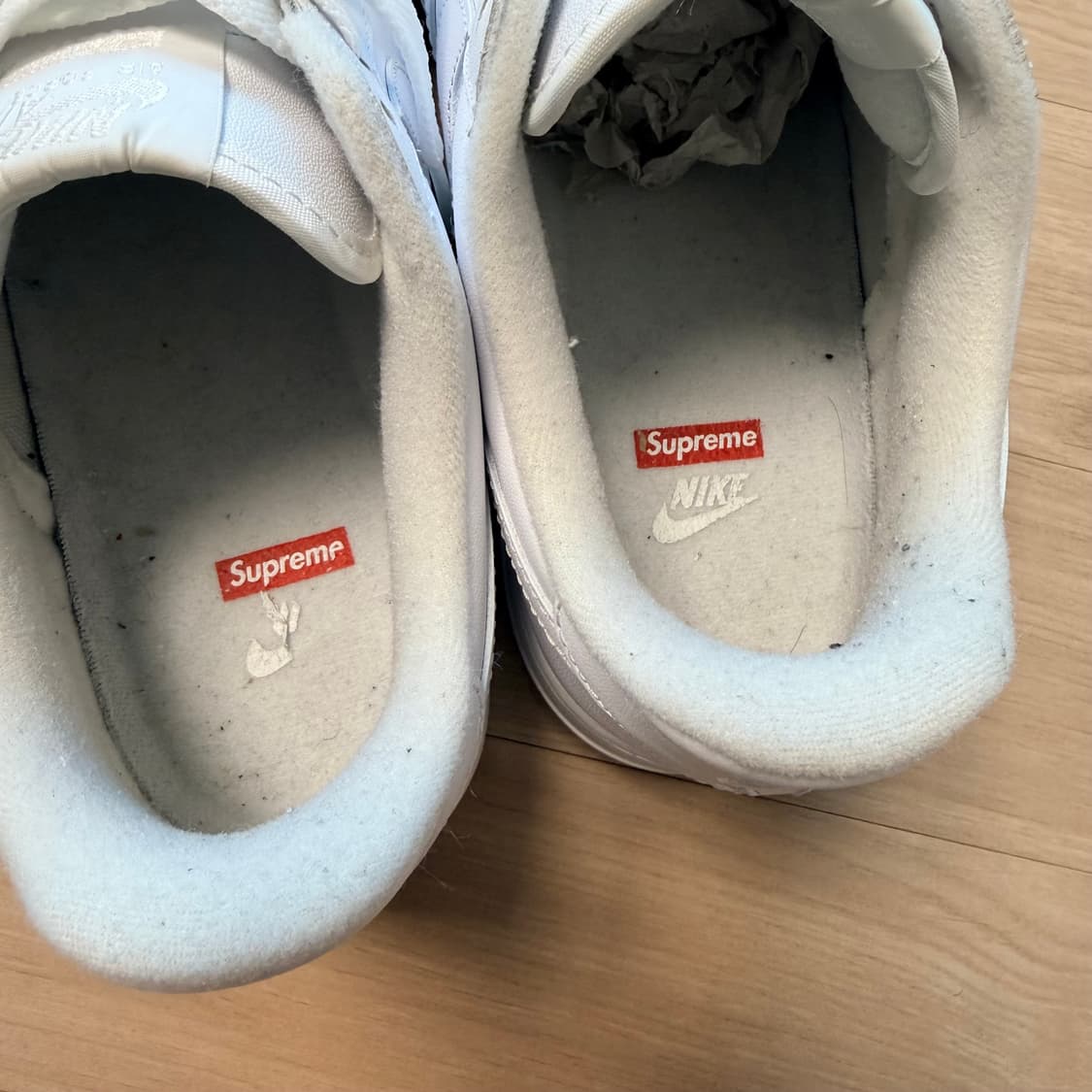 [270] 슈프림 x 나이키 에어포스1 화이트 상품이미지4