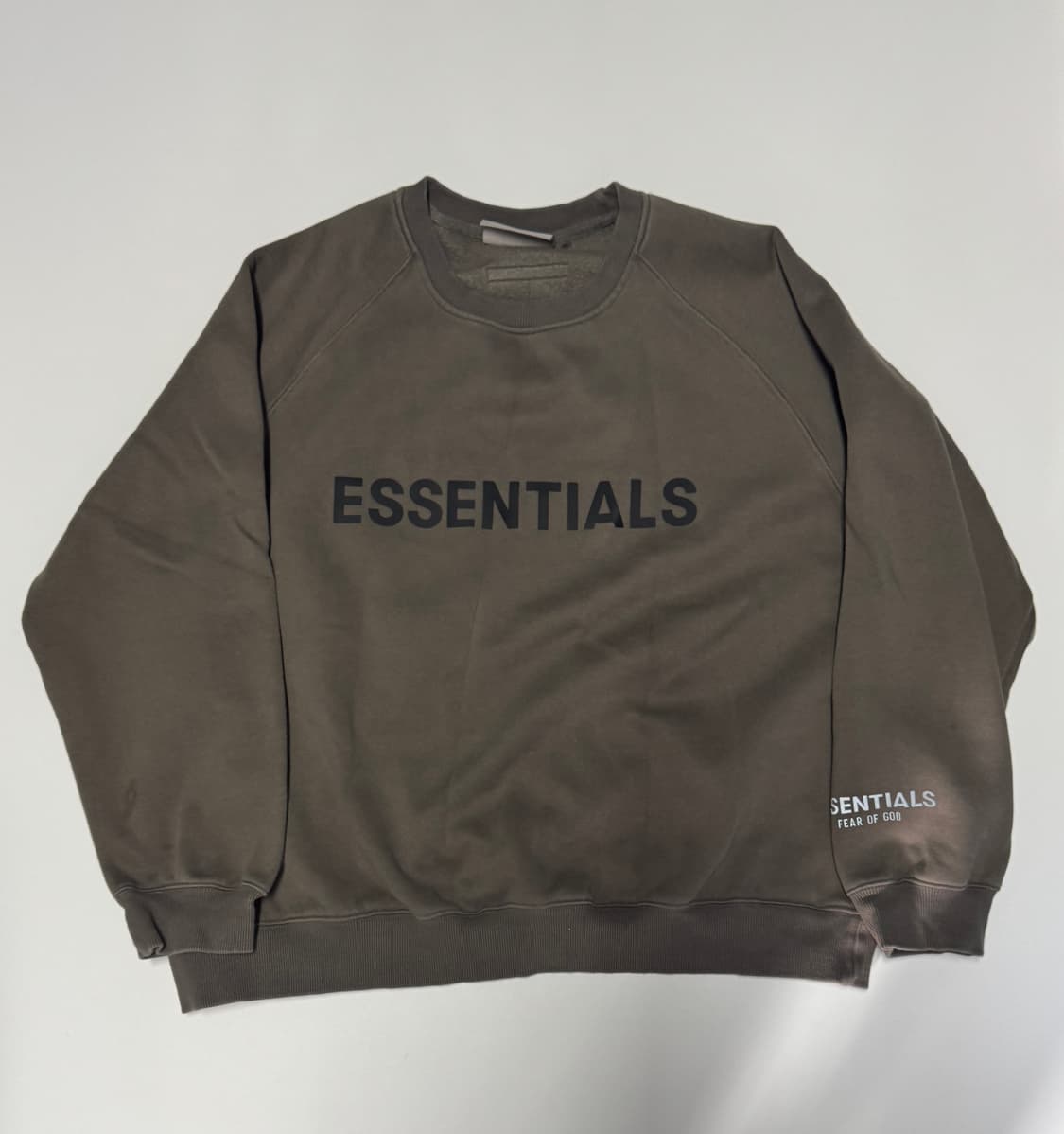 정품!! 피어오브갓 에센셜 기모 오버핏 맨투맨 M 카키 상품이미지1