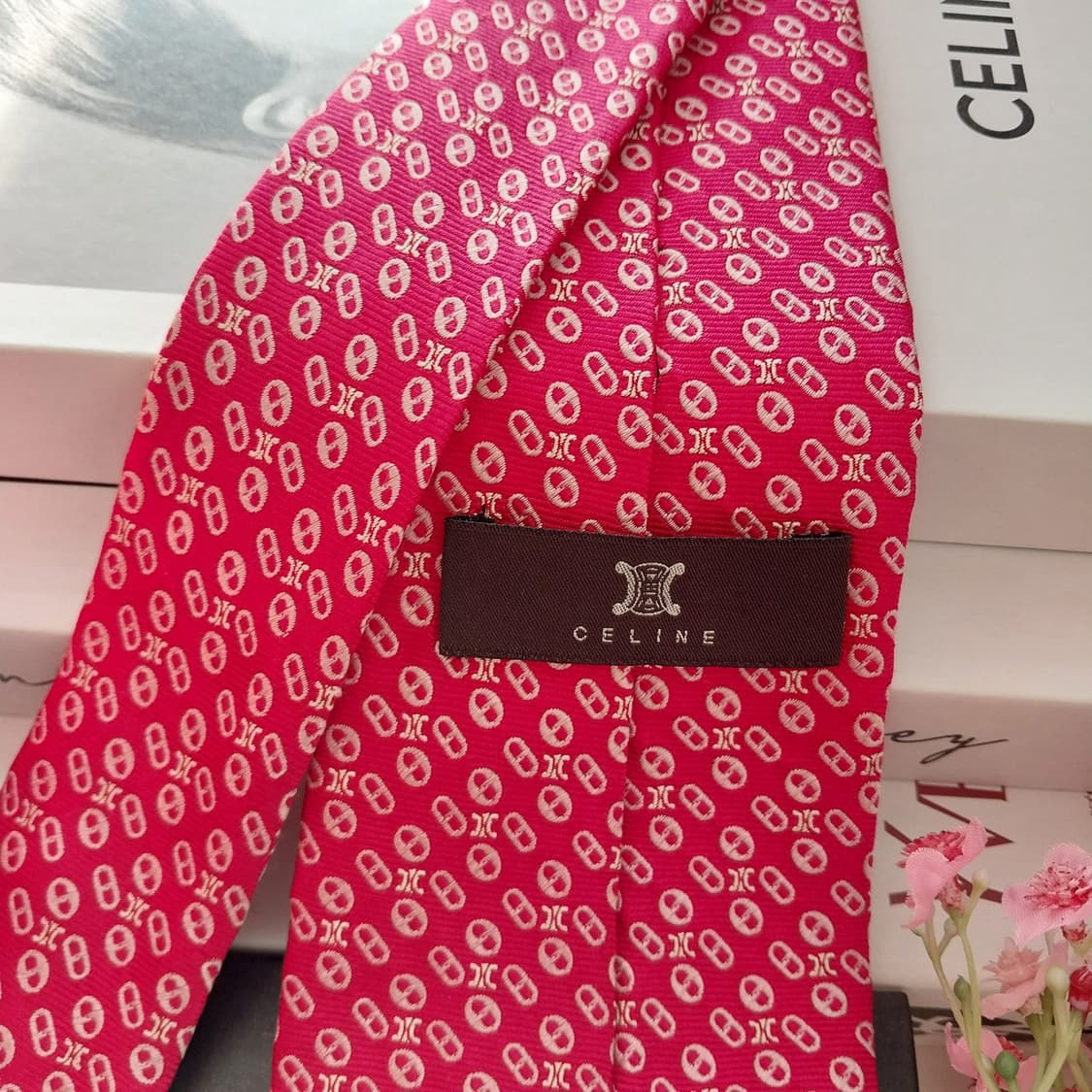 셀린느 실크 진핑크 트리오페 패턴 넥타이 9.5cm A+등급 K1393
 상품이미지6