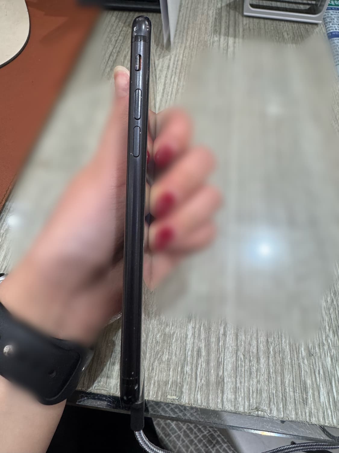 아이폰 7 블랙 128GB 상품이미지4