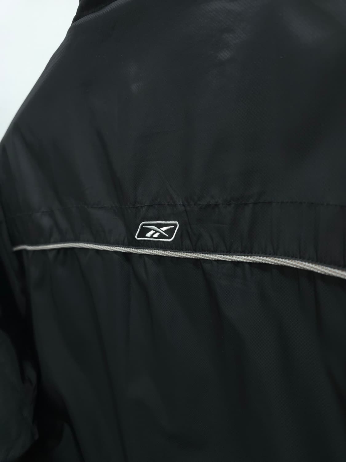 리복 RBK 블랙 바람막이 자켓 ( 남성95 ) 상품이미지5