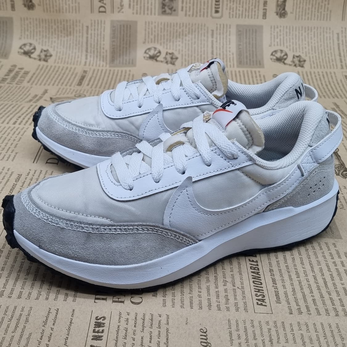 나이키 와플데뷰 여성운동화230 상품이미지1