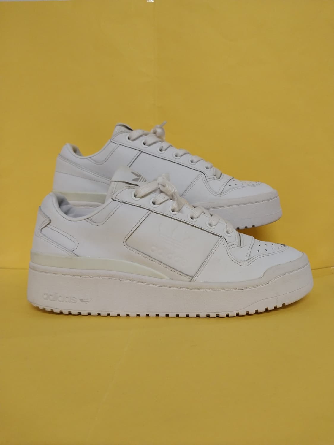 여성 아디다스 포럼 볼드 화이트 운동화 (260) 상품이미지3