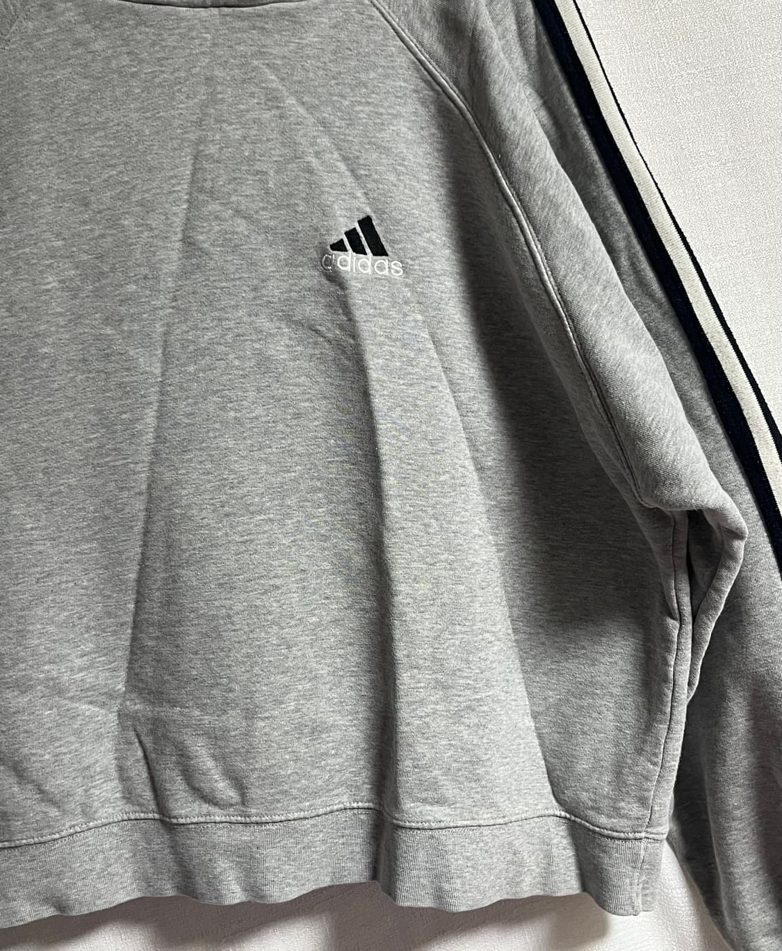 공용 아디다스 크롭 후드티셔츠 L 상품이미지4