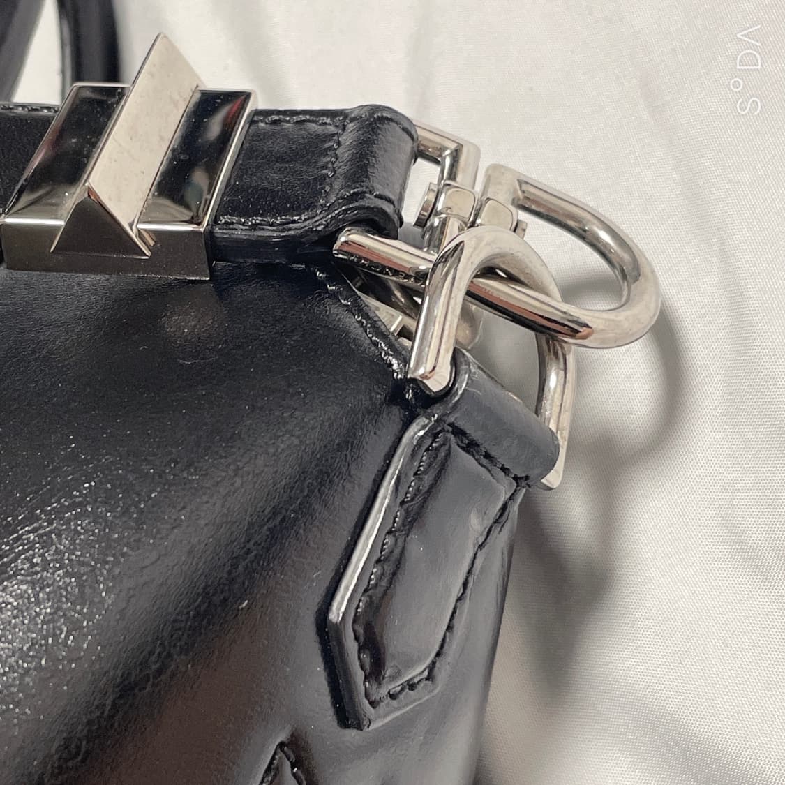 지방시 안티고나 블랙 토트백 상품이미지7