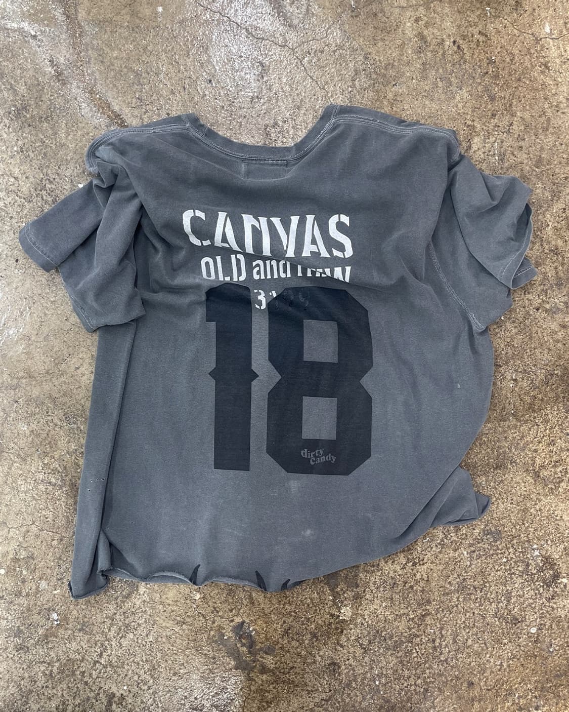 Vintage Mickey Distressed Tee 상품이미지3