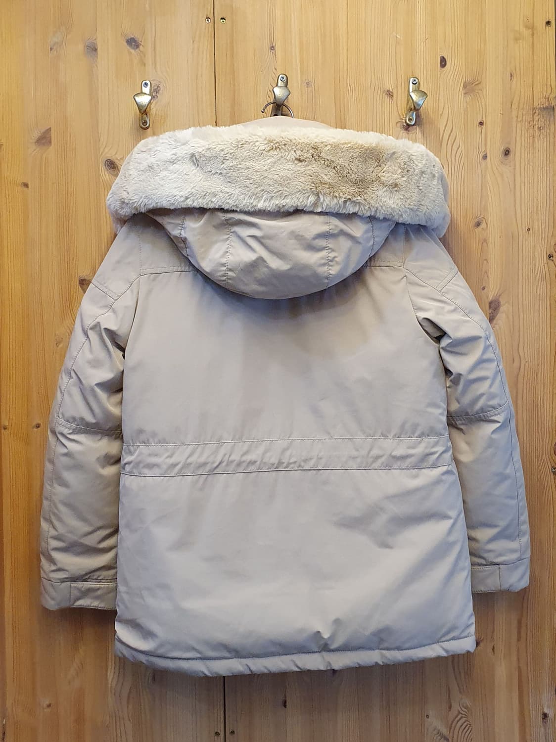 55.라코스테 헤비다운 후드패딩 상품이미지3