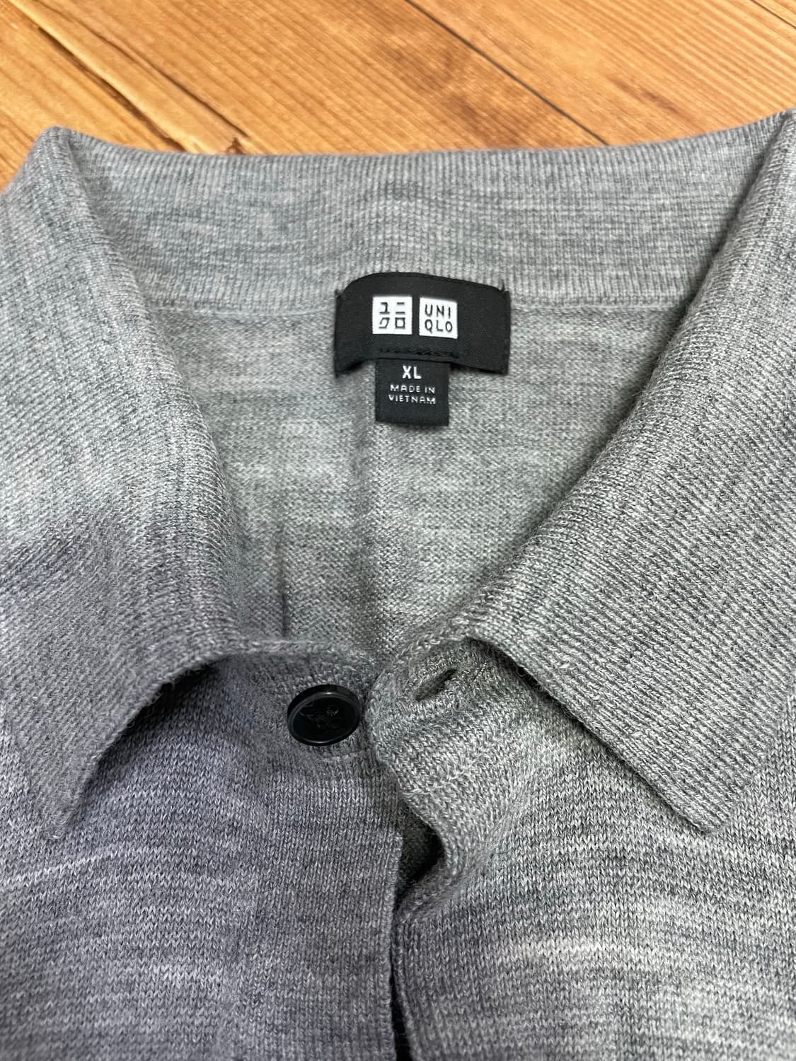 유니클로 3포켓 카라 니트 그레이 상품이미지2