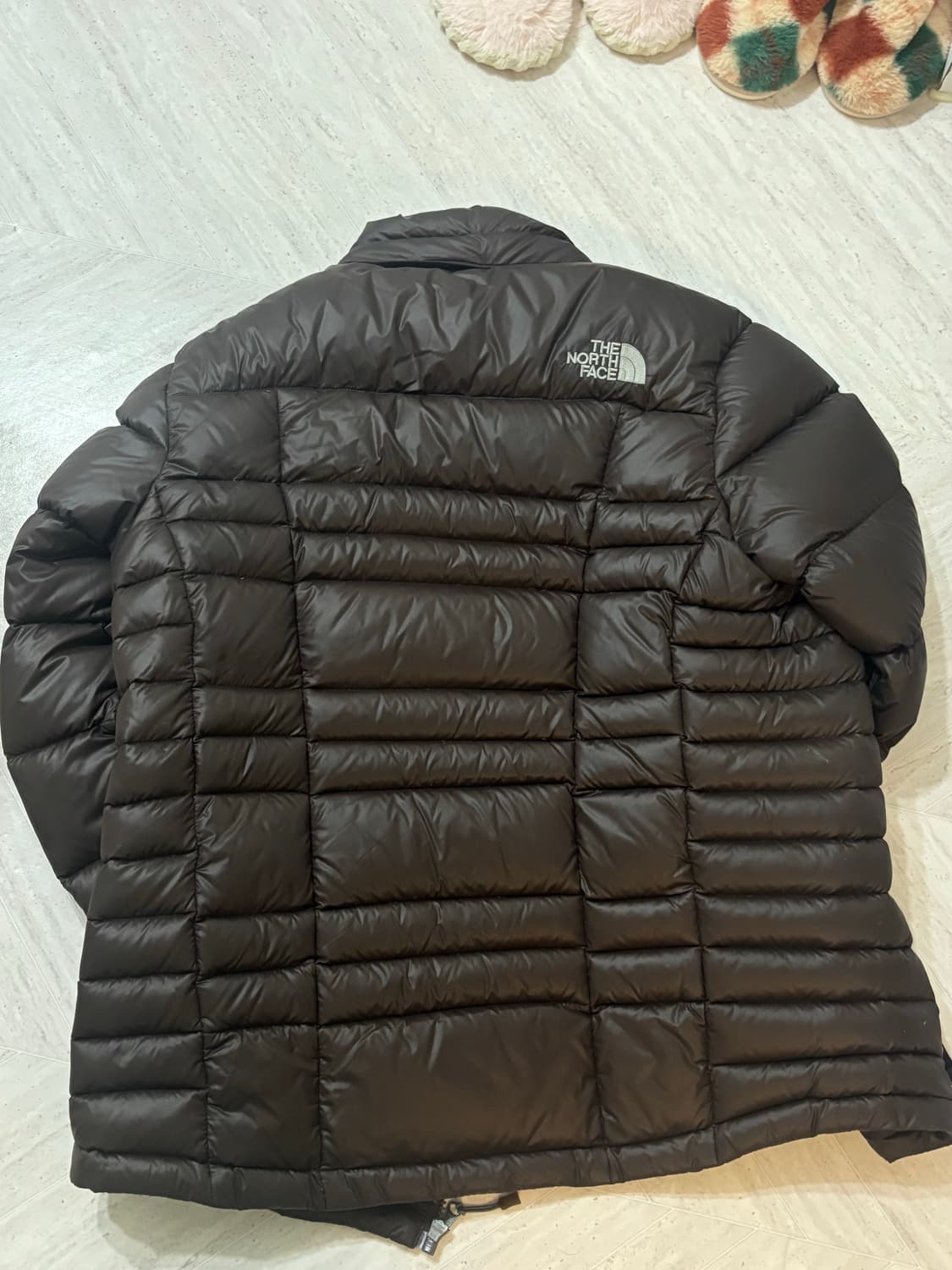 노스페이스 경량패딩 브라운 상품이미지2