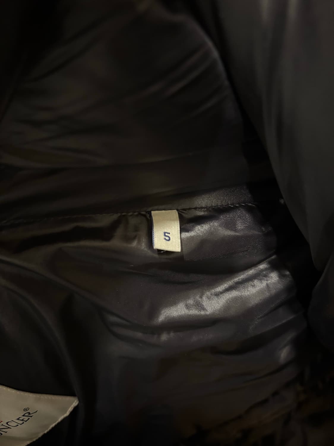 몽클레어 룰 Lule 블랙 구스다운 패딩 5사이즈 상품이미지6