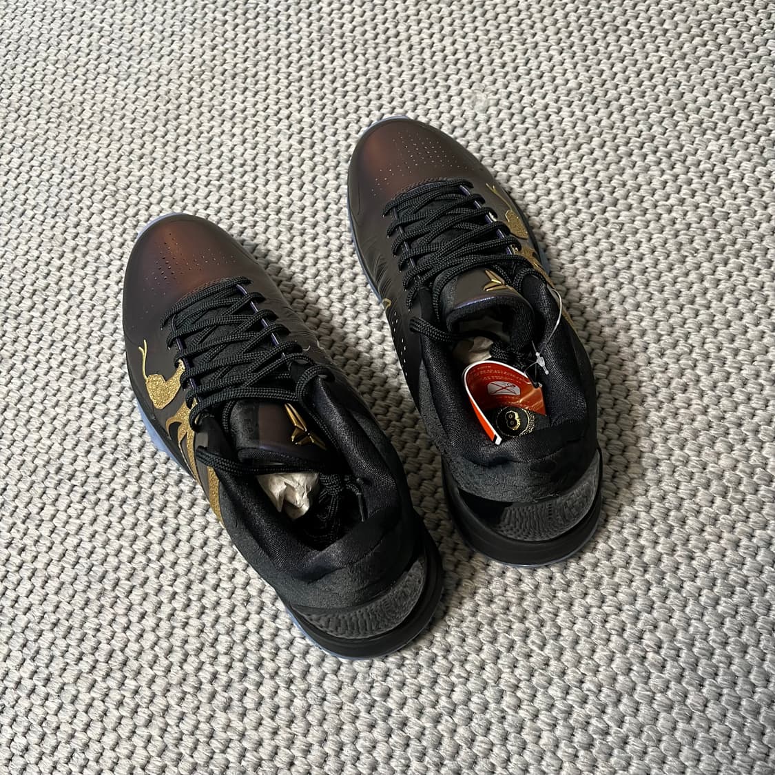 나이키 코비5 프로트로 이어오브더맘바 상품이미지3