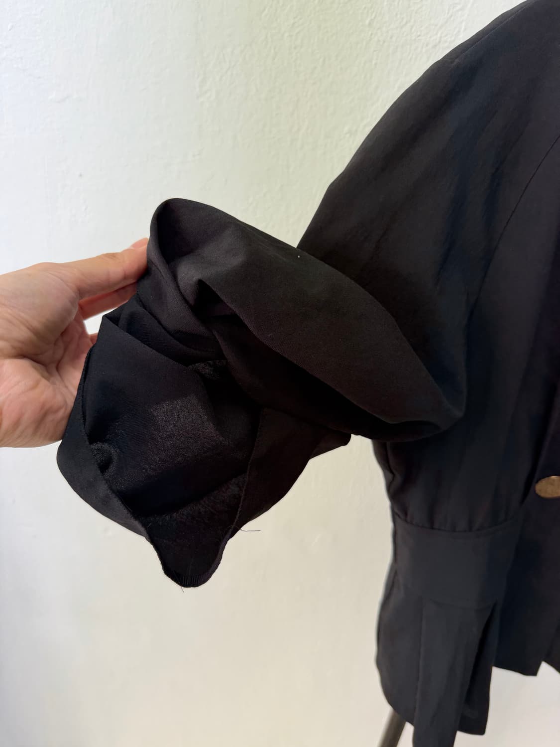 정품)TIME 타임 한섬 블랙 금장 버튼 자켓 88 상품이미지3