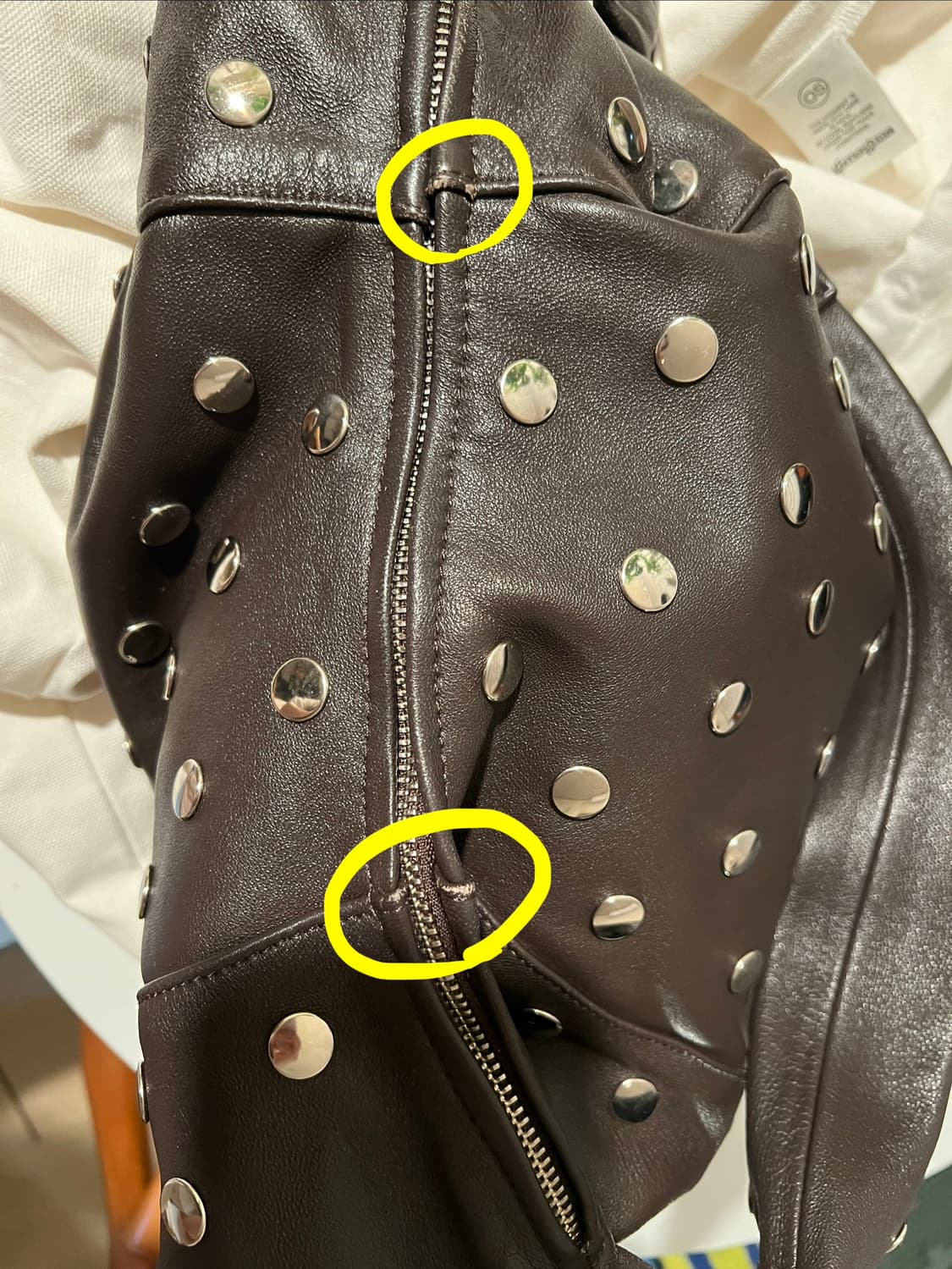 기마구아스 가죽 스터드 숄더백 Studs Bag 상품이미지9