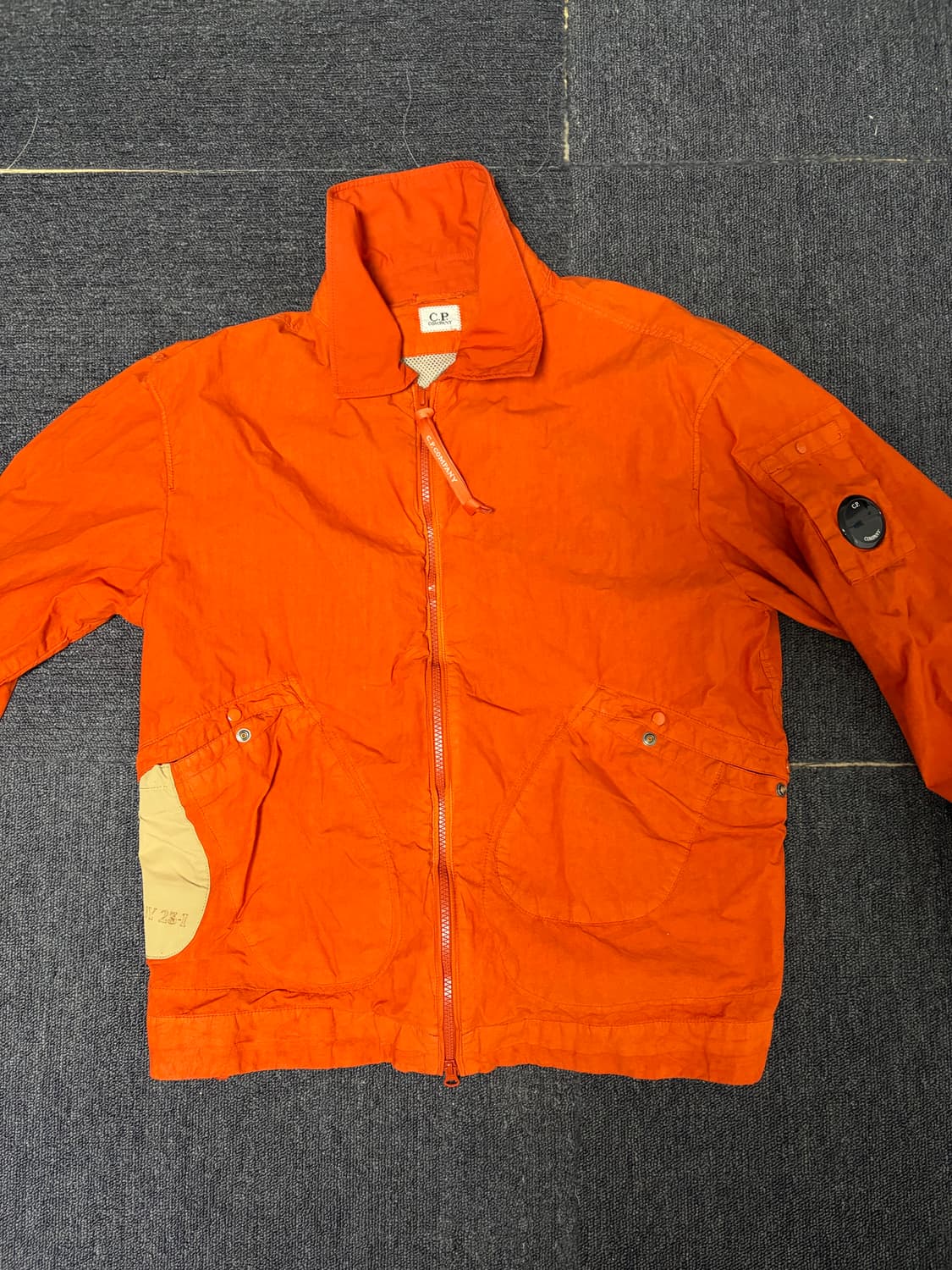 cp컴퍼니 크롬 R렌즈 와펜 오버셔츠 48 상품이미지1