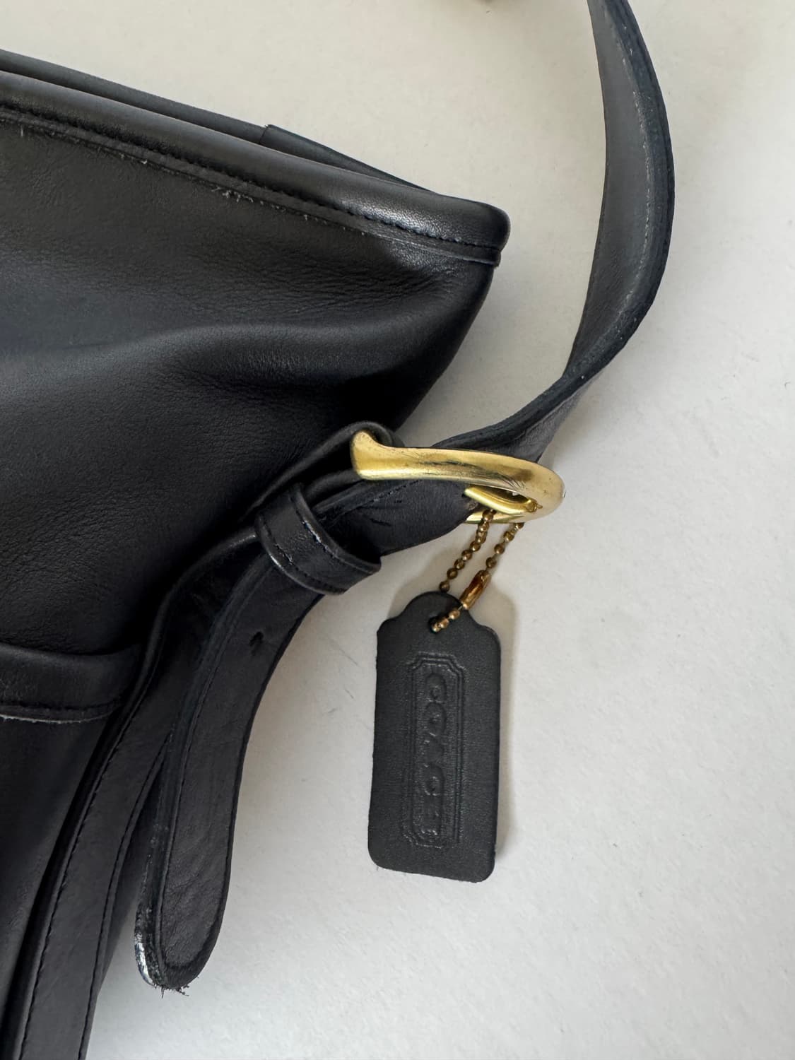 Old coach 올드코치 90s 빈티지 블랙 레더 숄더백 상품이미지2