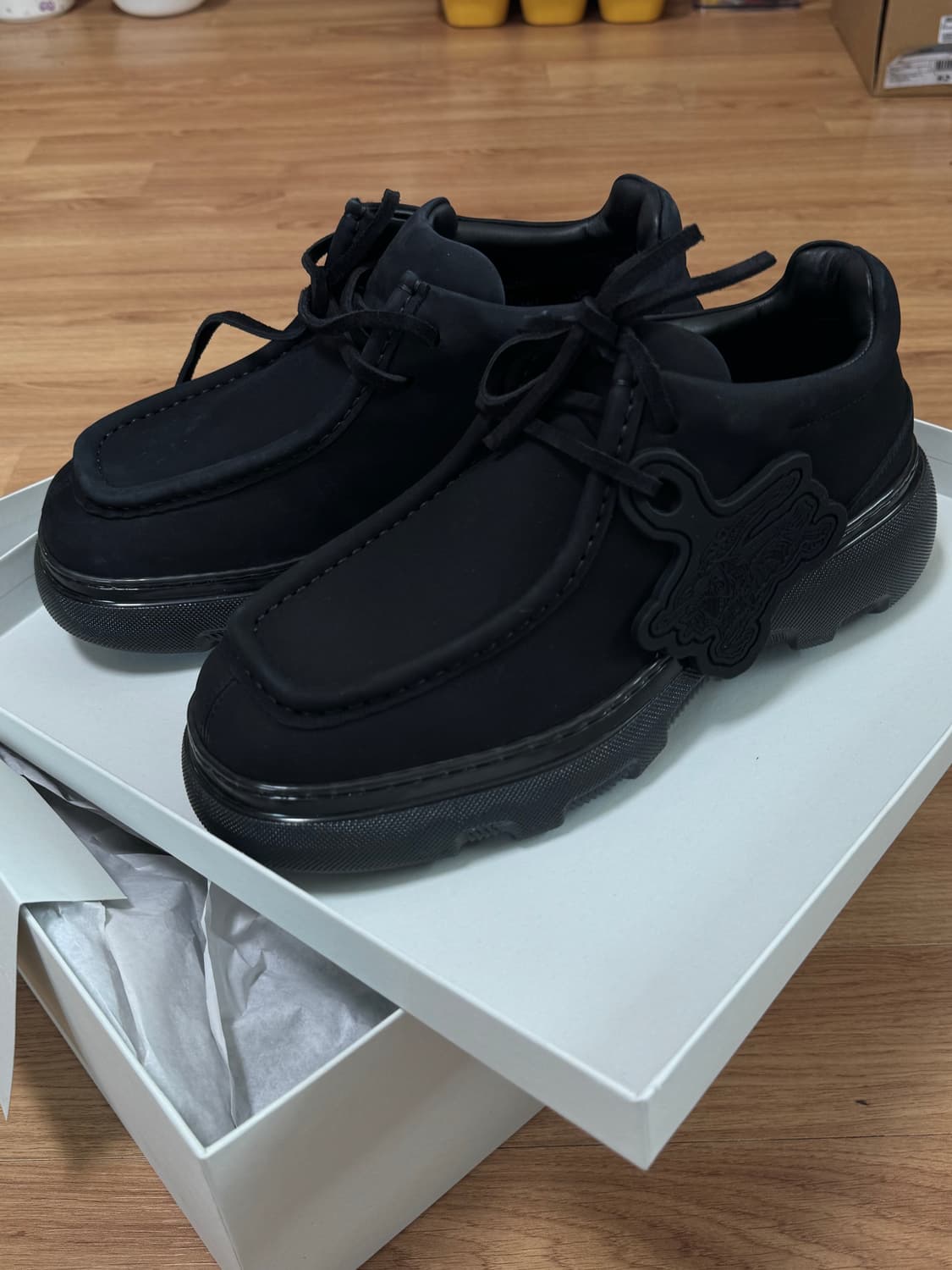 버버리 크리퍼 레이스업 블랙 EU42 270 상품이미지1