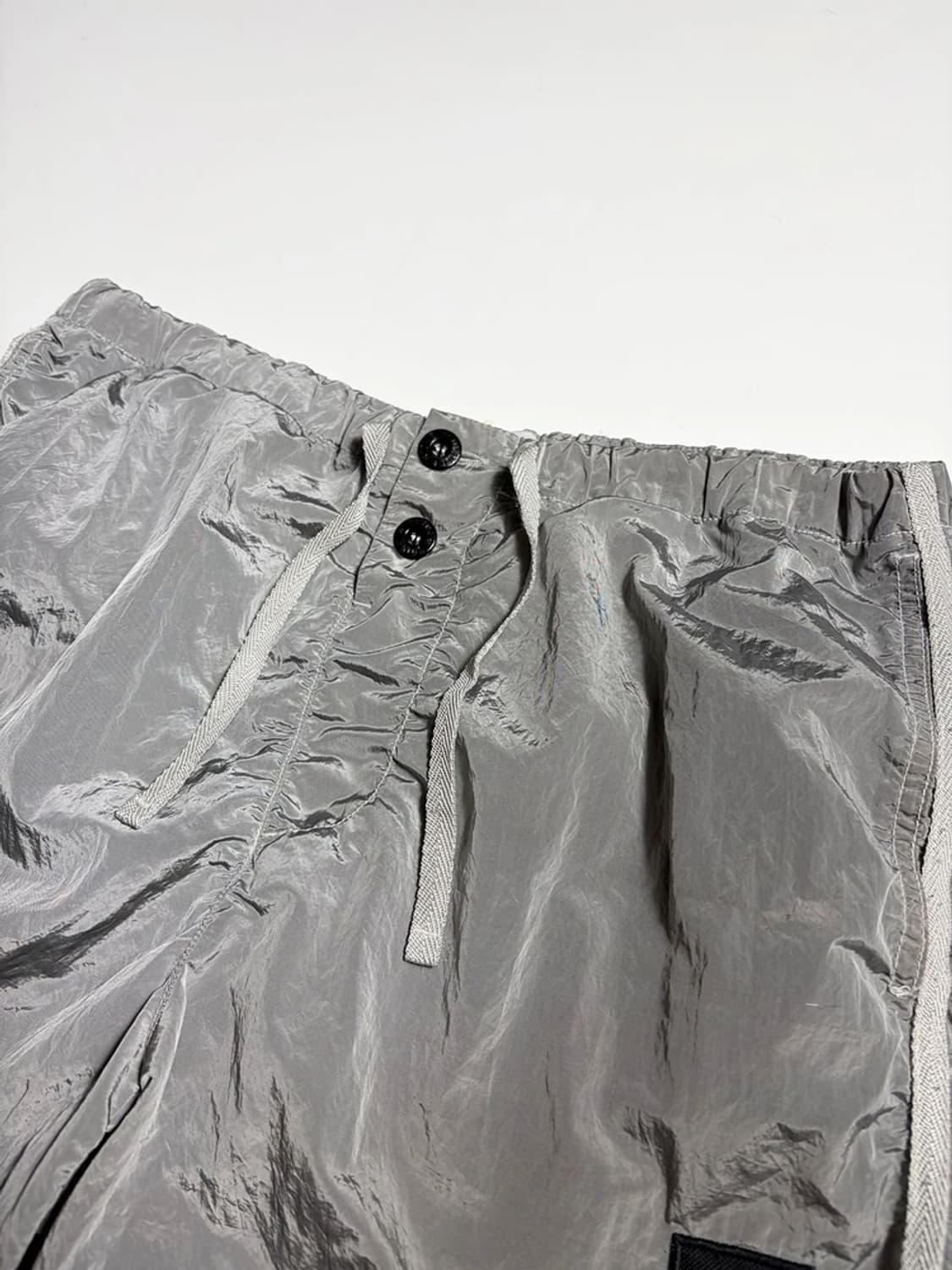 스톤 아일랜드 나일론 메탈 스윔 팬츠 반바지 R1824 상품이미지2