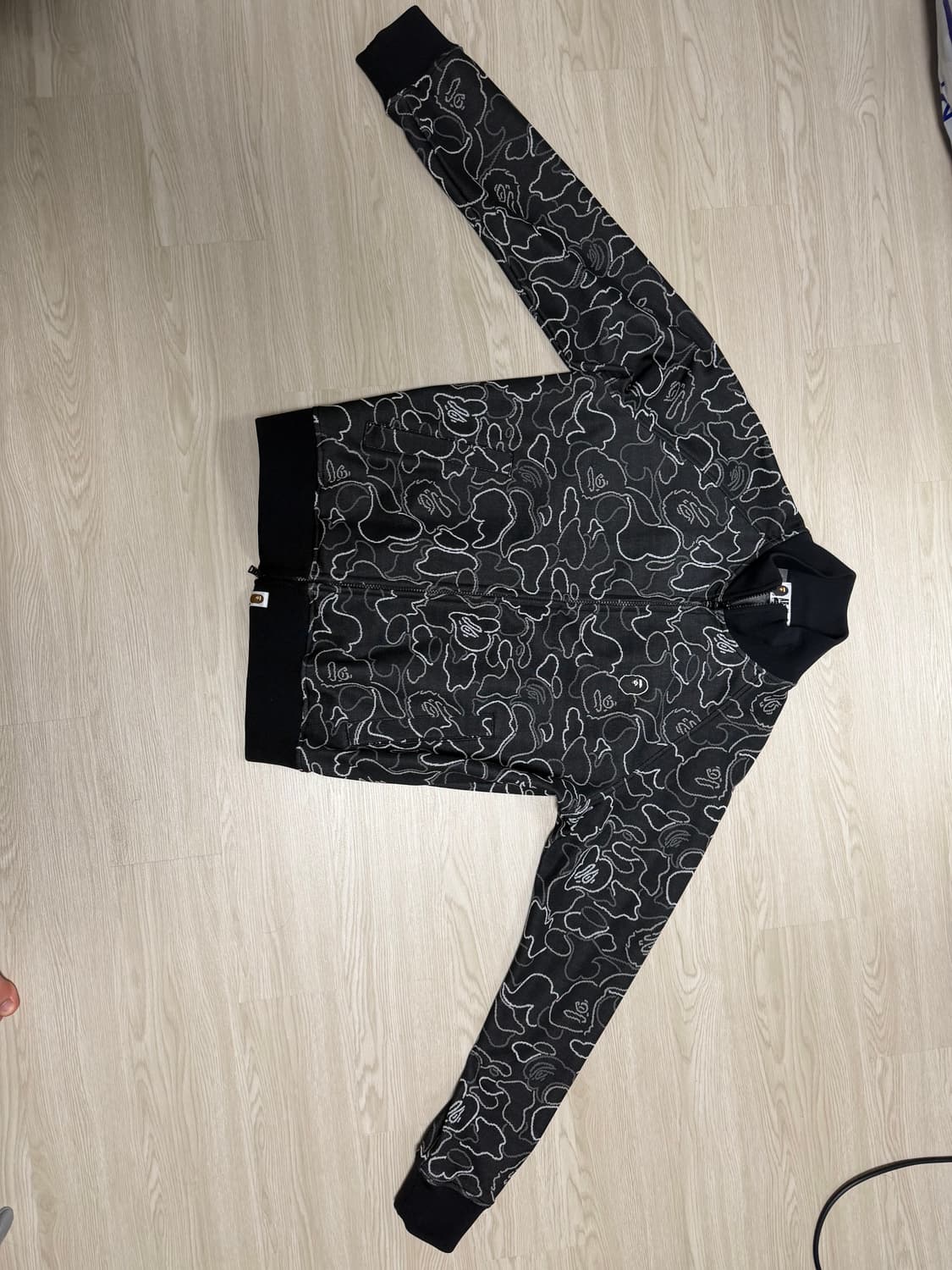 베이프 트랙탑 자켓 상품이미지2