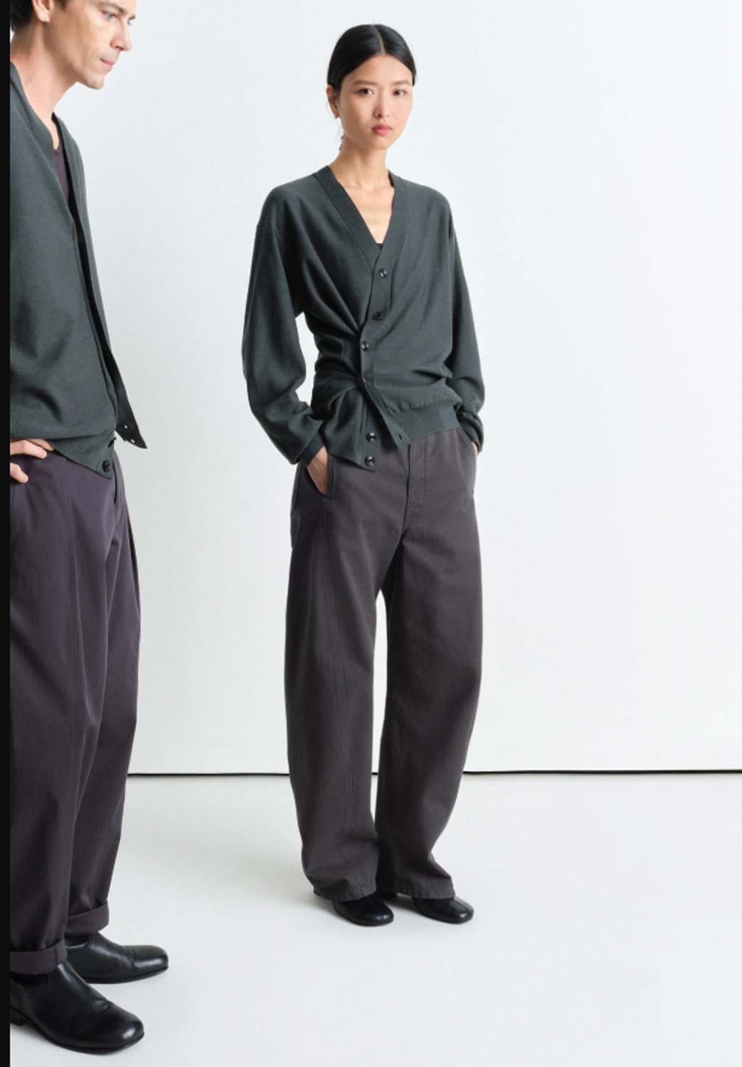 르메르 울 릴렉스드 트위스트 가디건 카본  (S) 상품이미지3