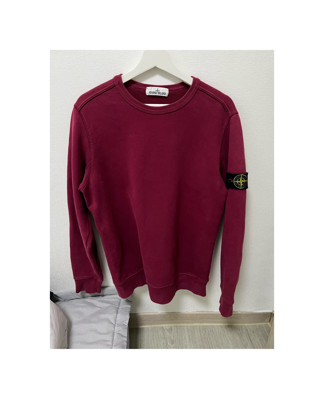 스톤아일랜드 와인 맨투맨 상품이미지1