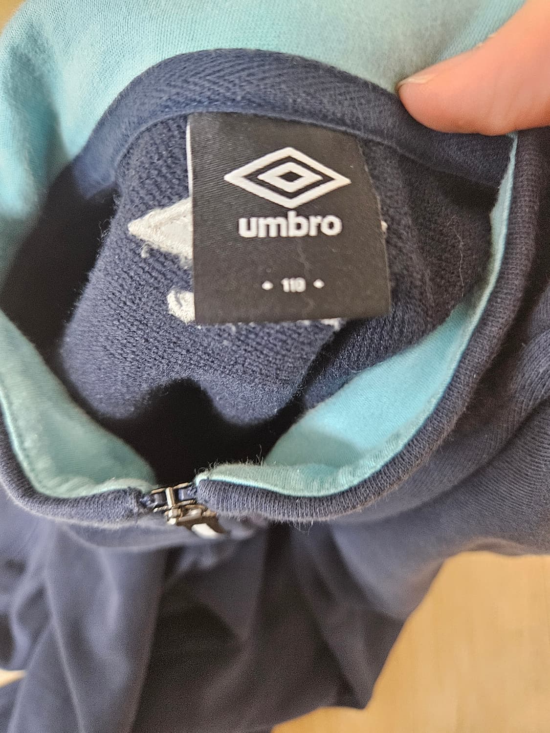 엄브로 하프집업 맨투맨 상품이미지3