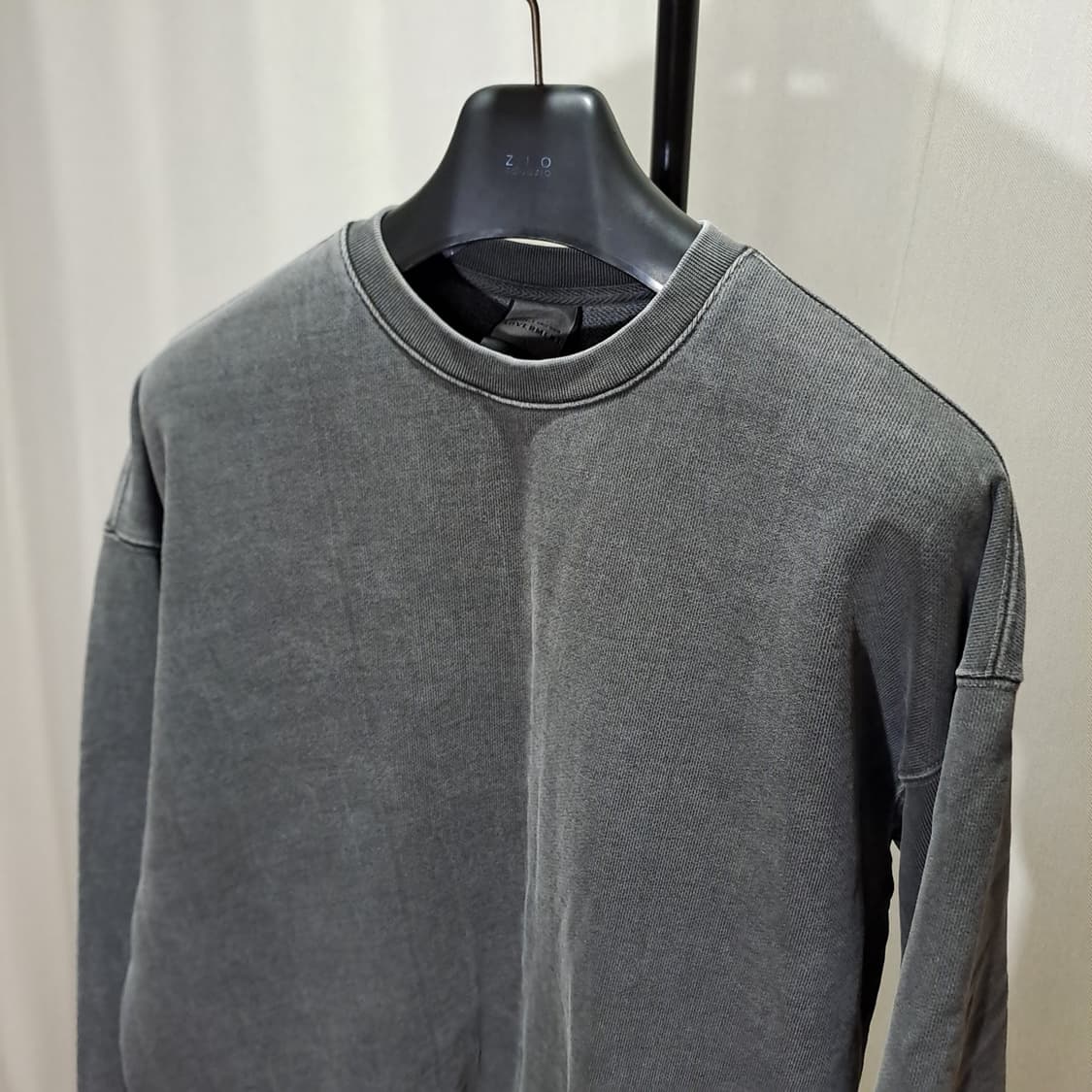 (새상품급 택포) 소버먼트 980g 가먼트 다잉 맨투맨 L B826 상품이미지3