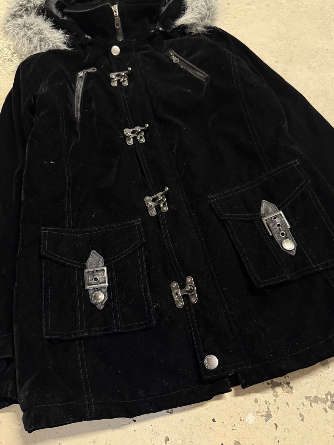 In the attic fur trimming velour jacket 상품이미지7