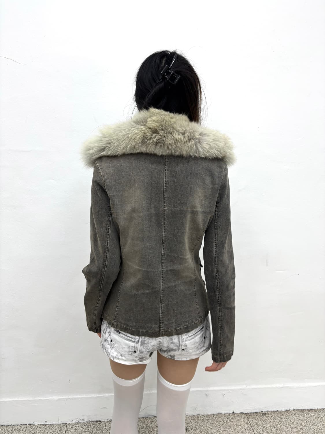 Fur trimmed denim jacket  상품이미지4