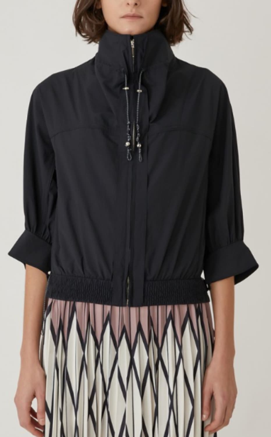 미샤 경량 크롭 집업 22SS  상품이미지1