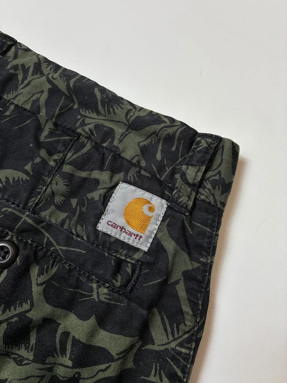 칼하트 WIP 존슨 로터스 프린트 쇼츠 PN8708 상품이미지7