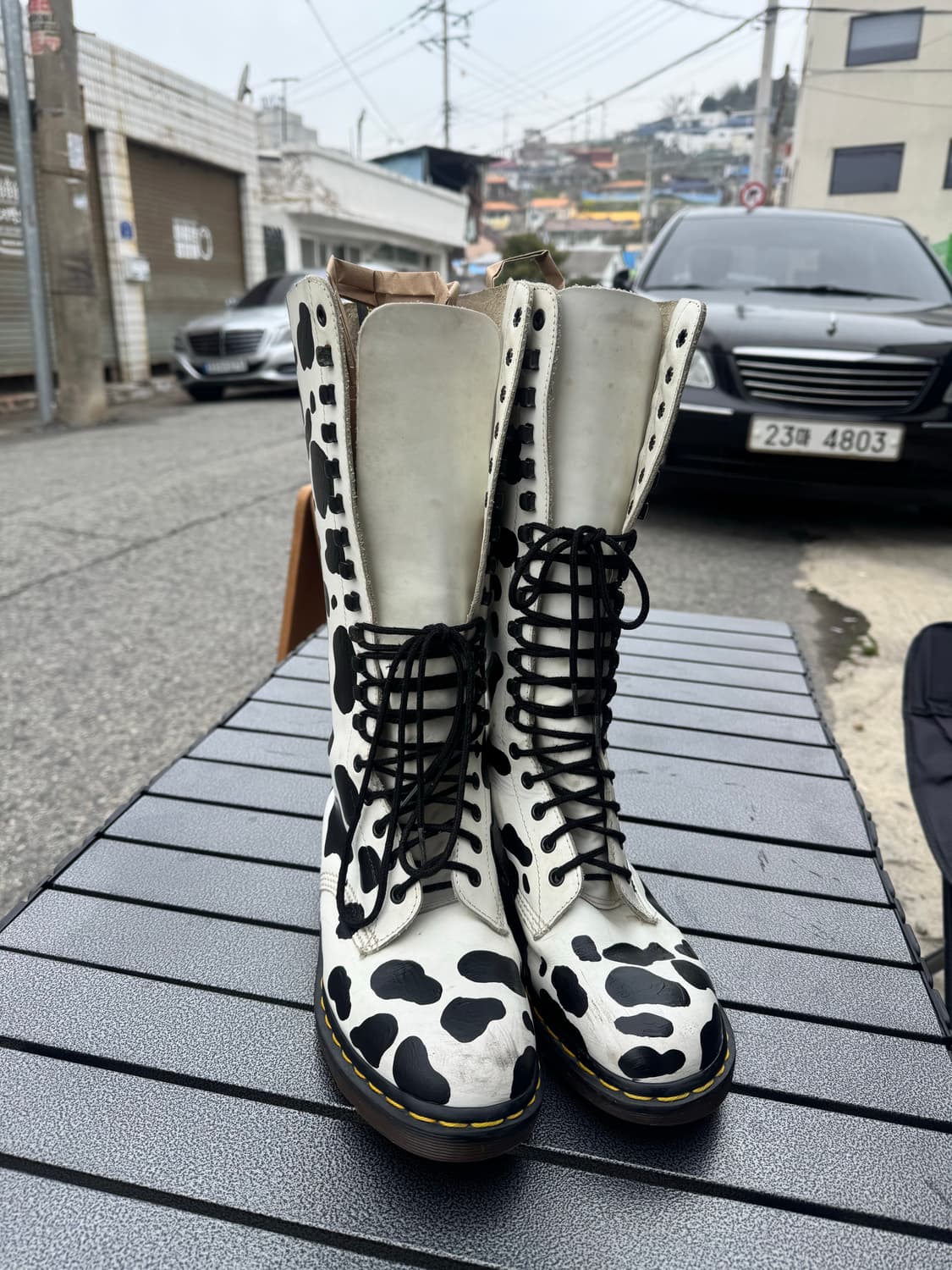 닥터마틴 cow pattern Customization 상품이미지4