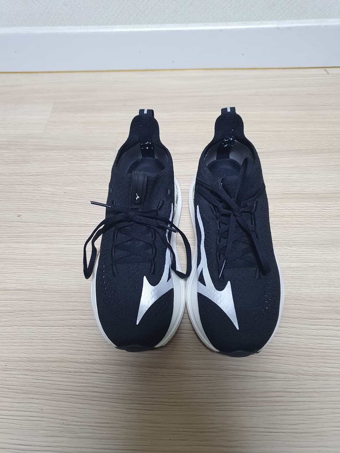 미즈노 네오 비스타2  러닝화 235 상품이미지3