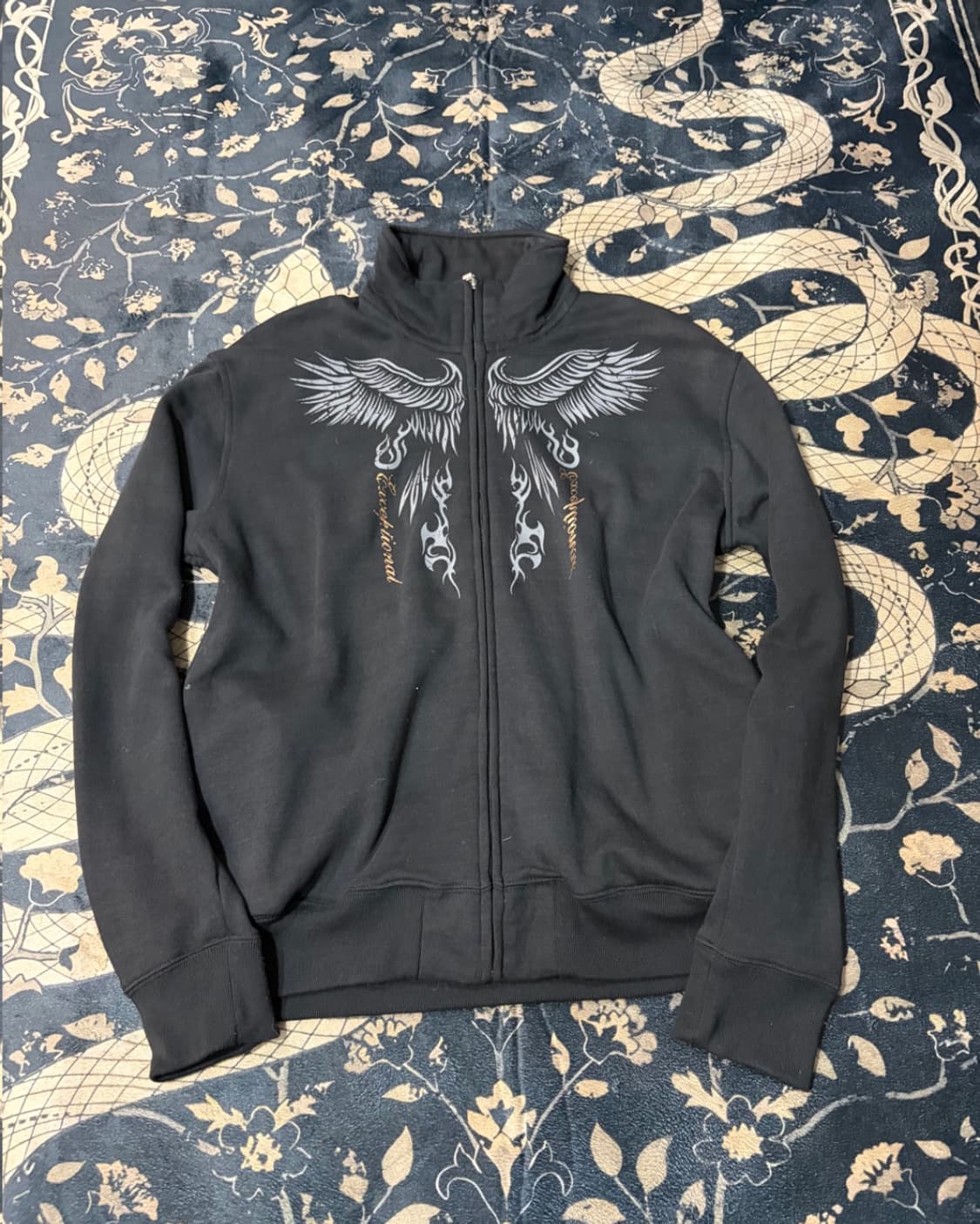 00's Gothic wing lettering jersey unisex 상품이미지1