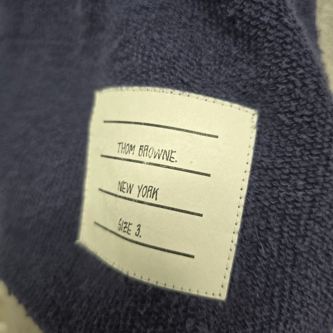 톰브라운 맨투맨 3사이즈 100 판매 상품이미지4