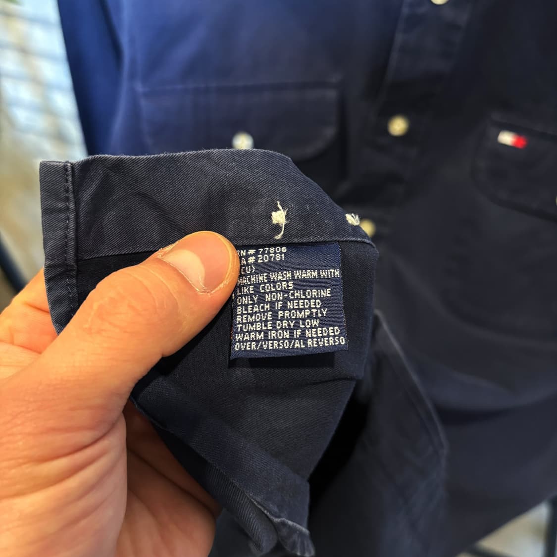 TOMMY HILFIGER 타미힐피거 코튼 워크셔츠 플랩포켓 로고 디테일 상품이미지8