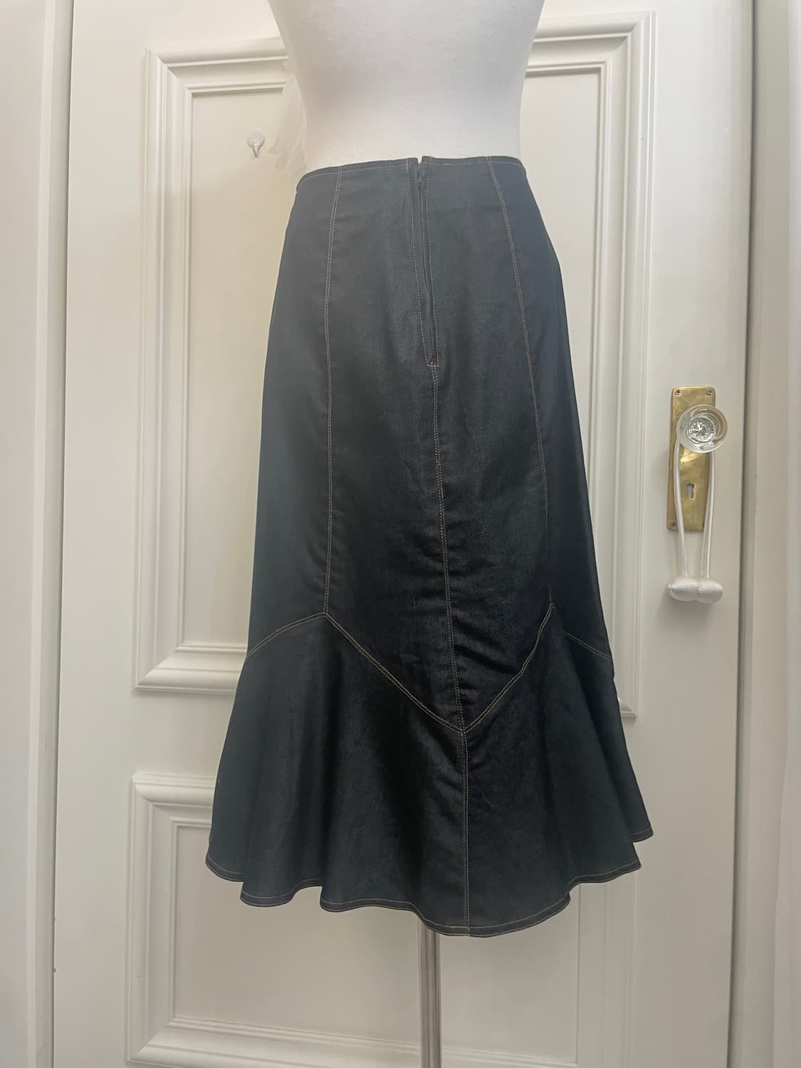 indi denim stitch point flare skirt 상품이미지4
