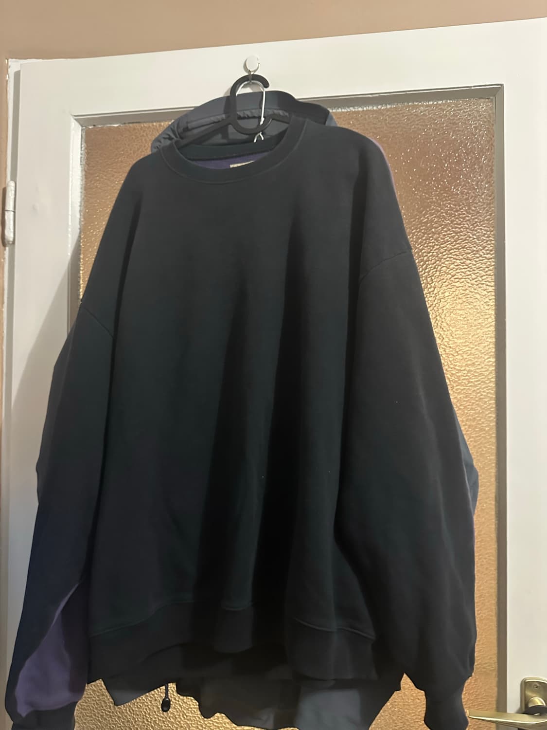 캐피탈 본 투톤 맨투맨 상품이미지1