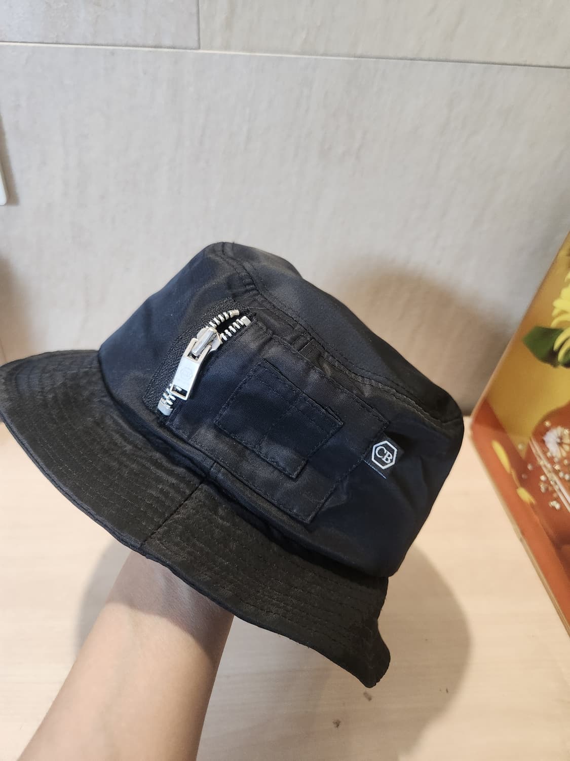 "유니크 포켓 디테일 🖤 CANE BROS. 블랙 버킷햇"
 상품이미지8