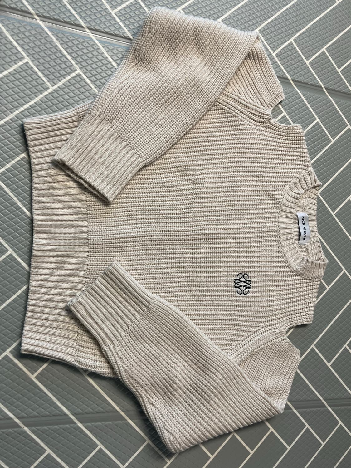 닉앤니콜 니트 상품이미지2