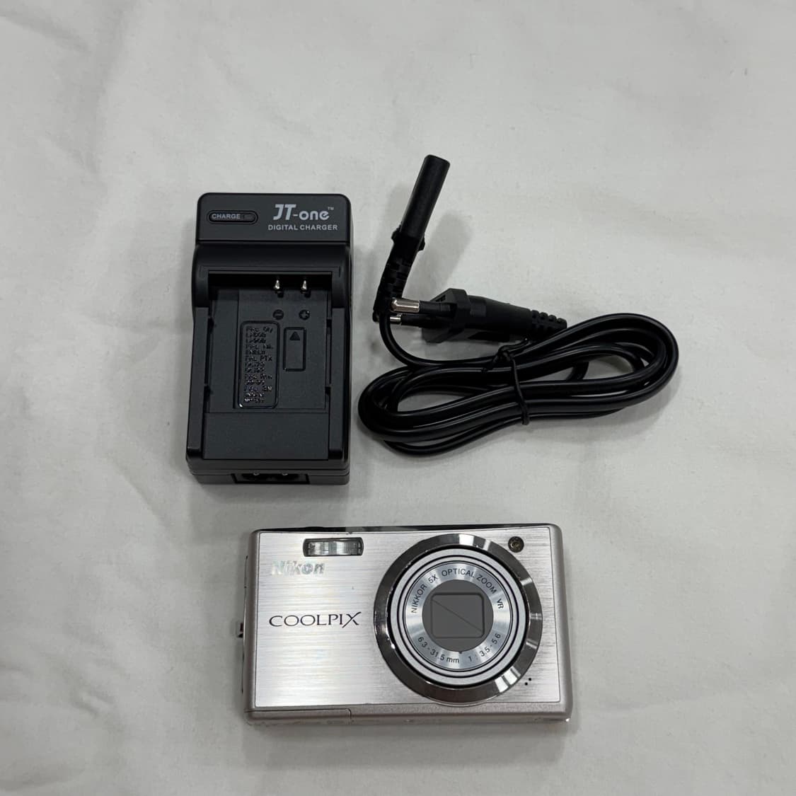 작례⭕️ 니콘 쿨픽스 S560 Nikon Cooipix 실버 디카 상품이미지10