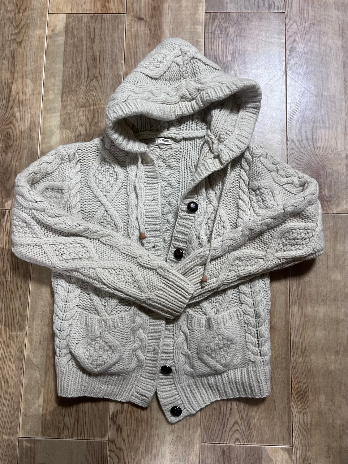 아이보리 꽈배기 니트 후드 가디건 상품이미지1