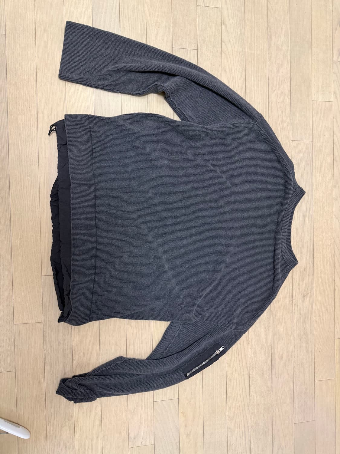 준지 2023 23 S/S 스트링 니트 스웻 입니다.  상품이미지2