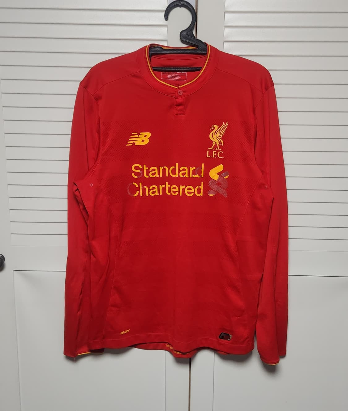 16-17 리버풀 홈 긴팔 뉴발란스 유니폼 상품이미지1