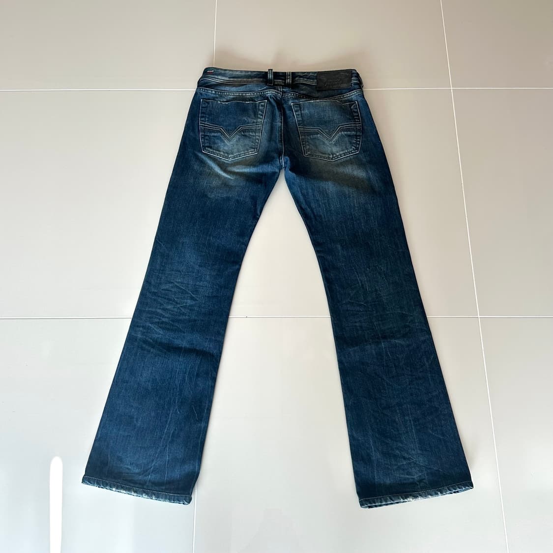 디젤 부츠컷 데님 팬츠 상품이미지7