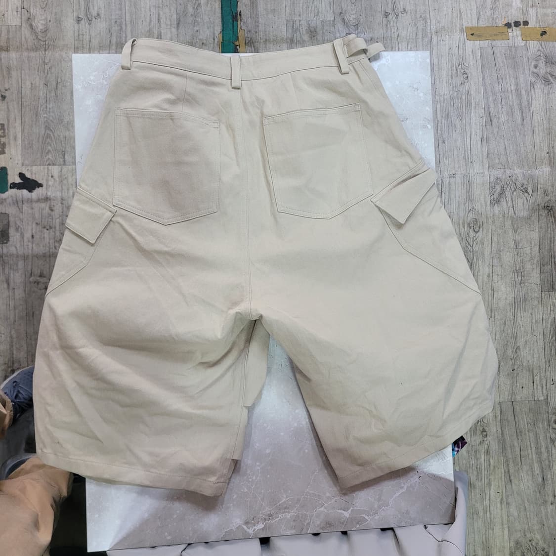 nonnod 논노드 사이드 카고 쇼츠 베이지 (미착용품) 상품이미지2