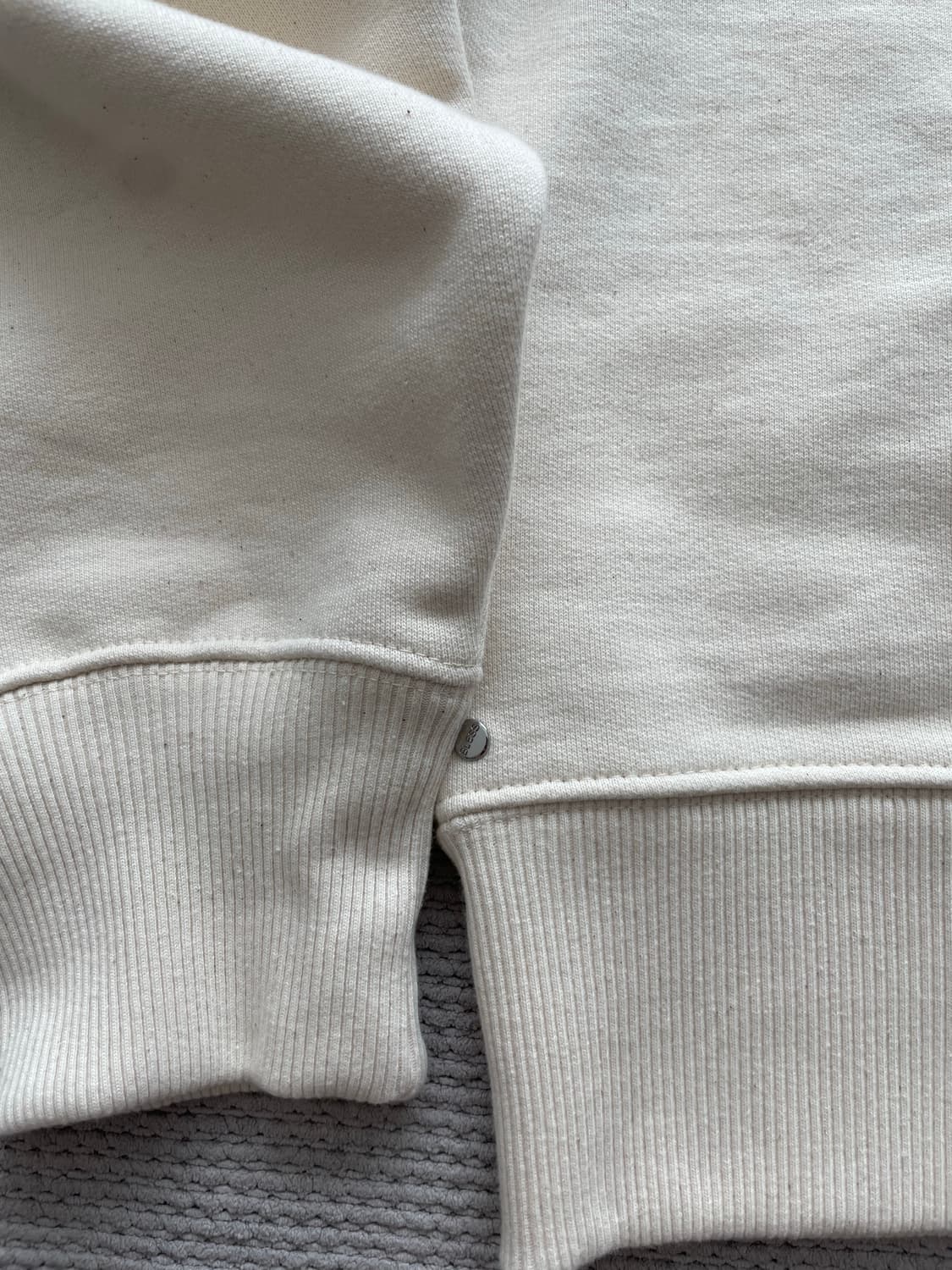 블레스 멀티걸렉션 스웻셔츠 상품이미지4