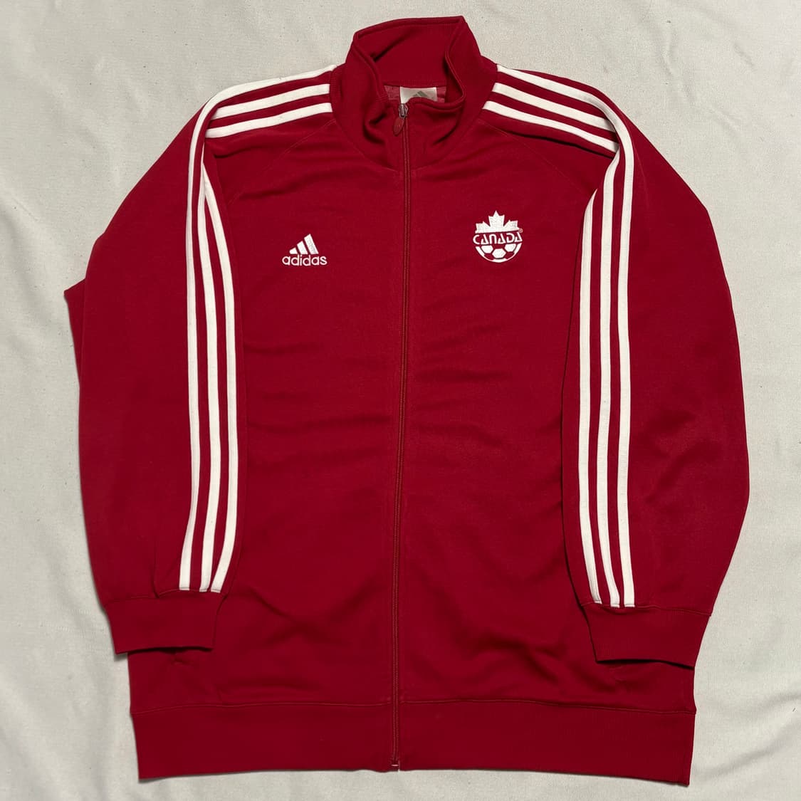 L 아디다스 캐나다 레드 트랙탑 상품이미지2