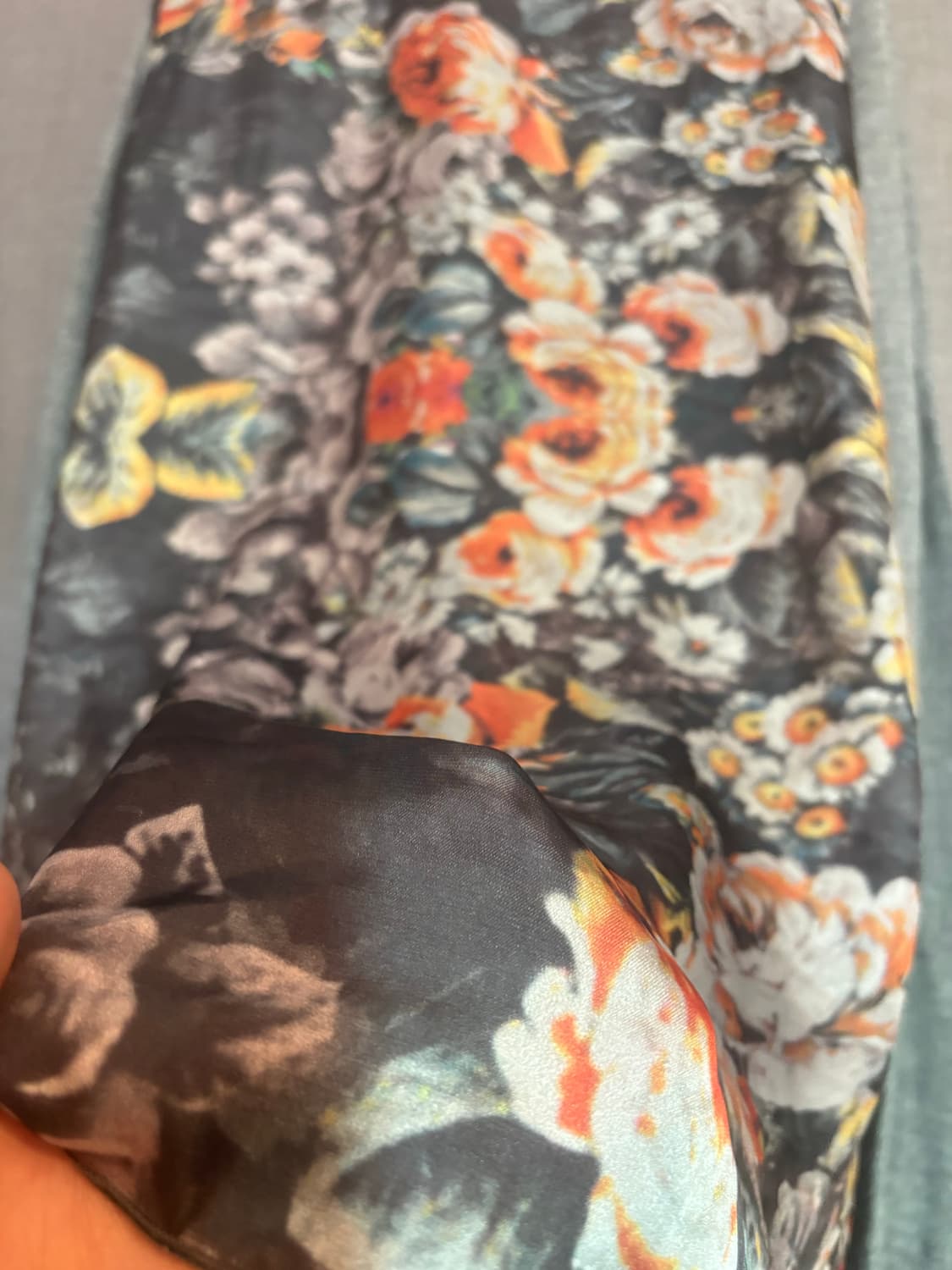 파올로 까사리니 PAOLO CASALINI 여성 회색 꽃무늬 티셔츠 상품이미지5