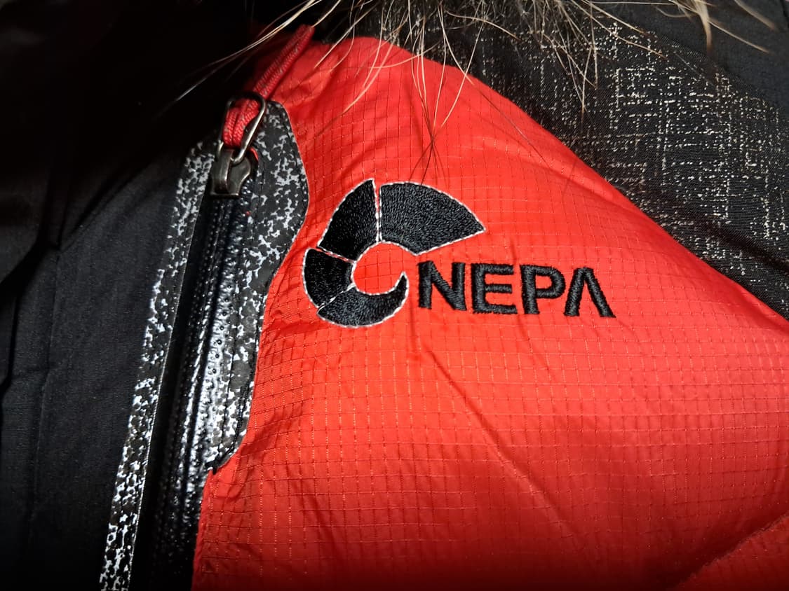 네파 여성 아웃도어 패딩 100 상품이미지7