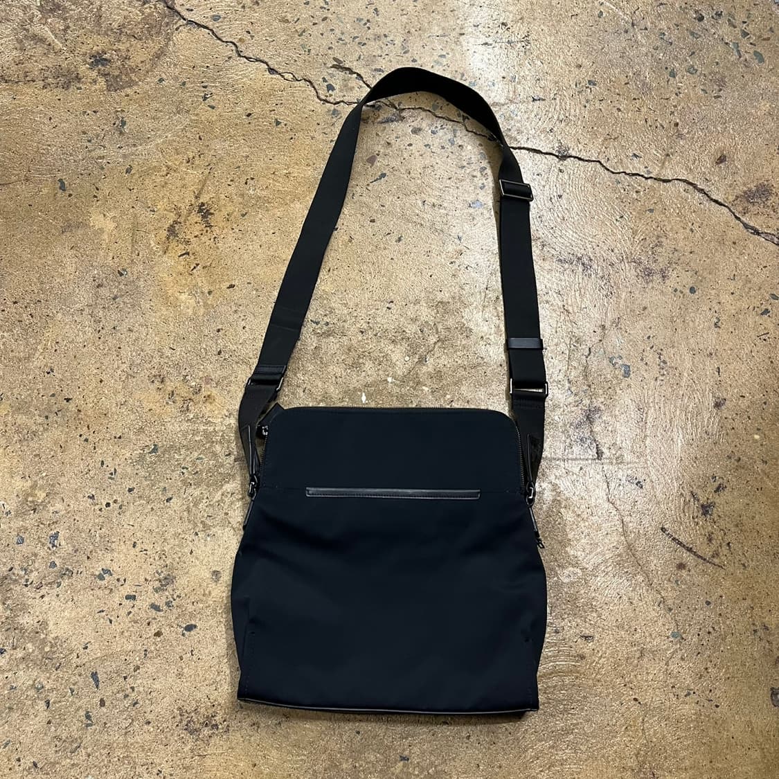 [정품] 투미 해리슨 스트래턴 크로스바디b8 상품이미지3